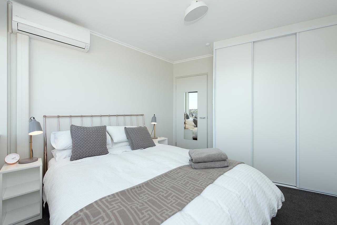 Stunning Ocean View Apartment !!! Sydney Bagian luar foto